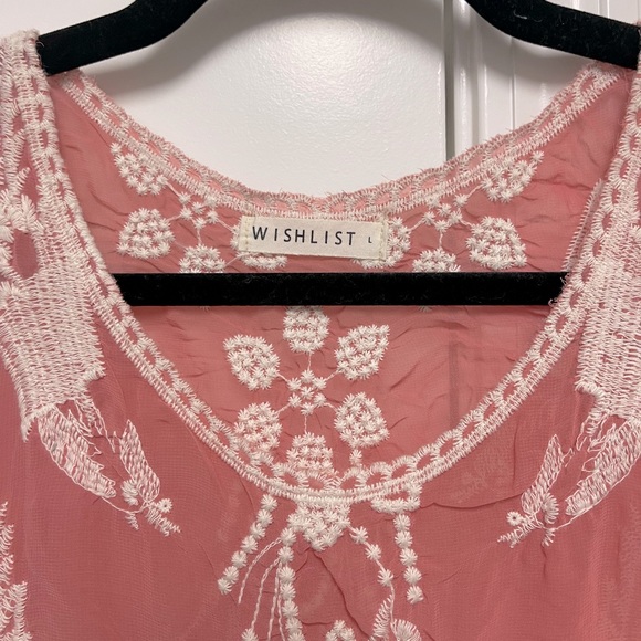 Wishlist Embroidered Cropped Tank - Size L - Picture 2 of 16